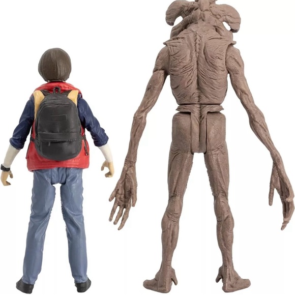 McFarlane Stranger Things 3" Figure & Comic Book Will Byers Demogorgon - Picture 4 of 9